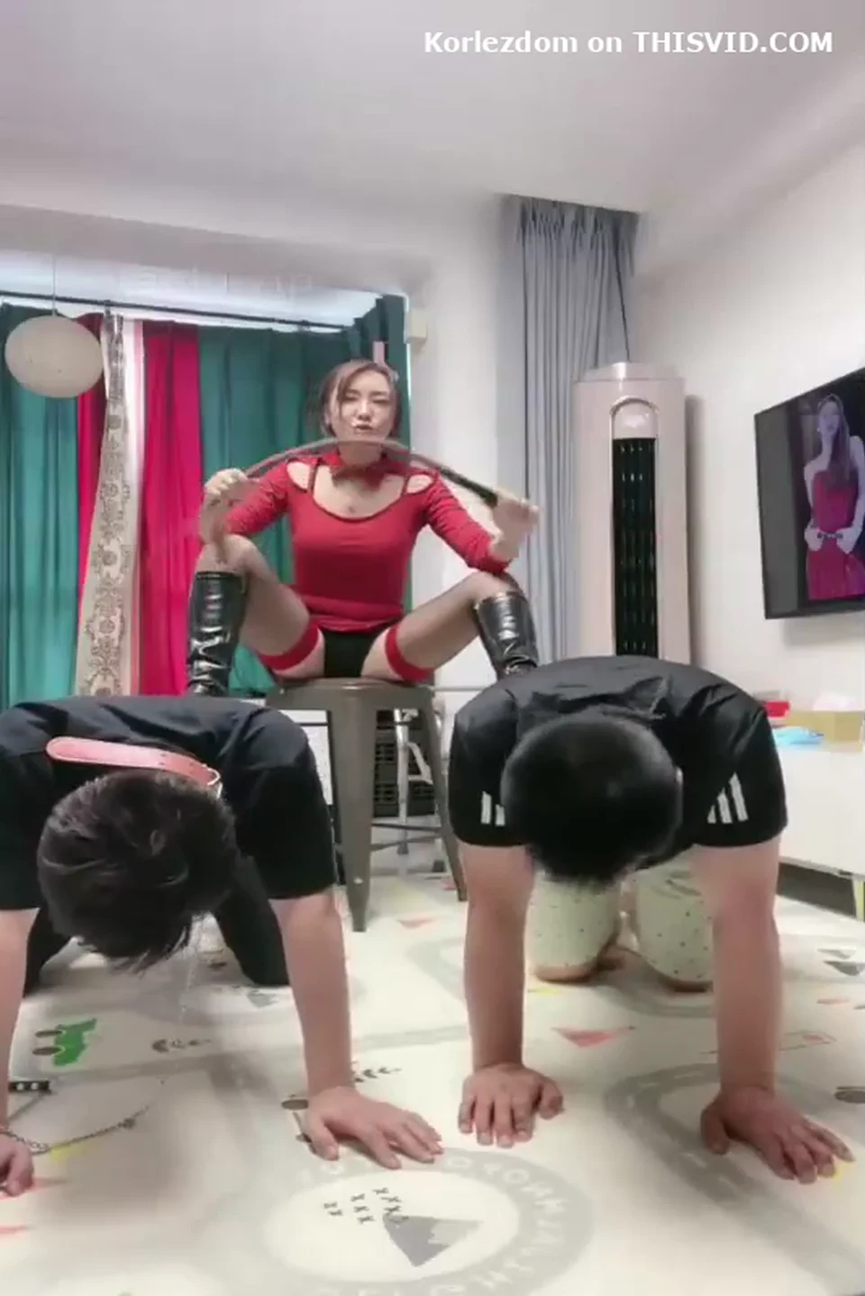 Chinese femdom -  - 2026-05-16T154834.213 - Video thumbnail